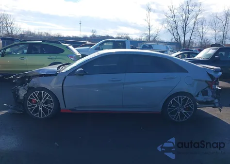 2023 Hyundai Elantra N z USA, uszkodzony, nr VIN KMHLW4AK1PU015981